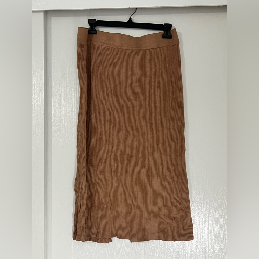 TAHARI Knit Skirt